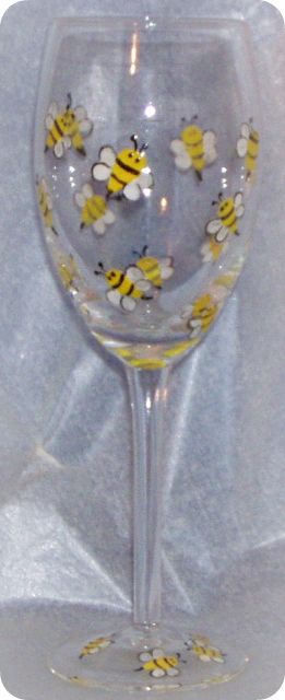 Buzzy 'Lil Bees- Wine Glass